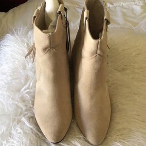Zara flat boot size 6